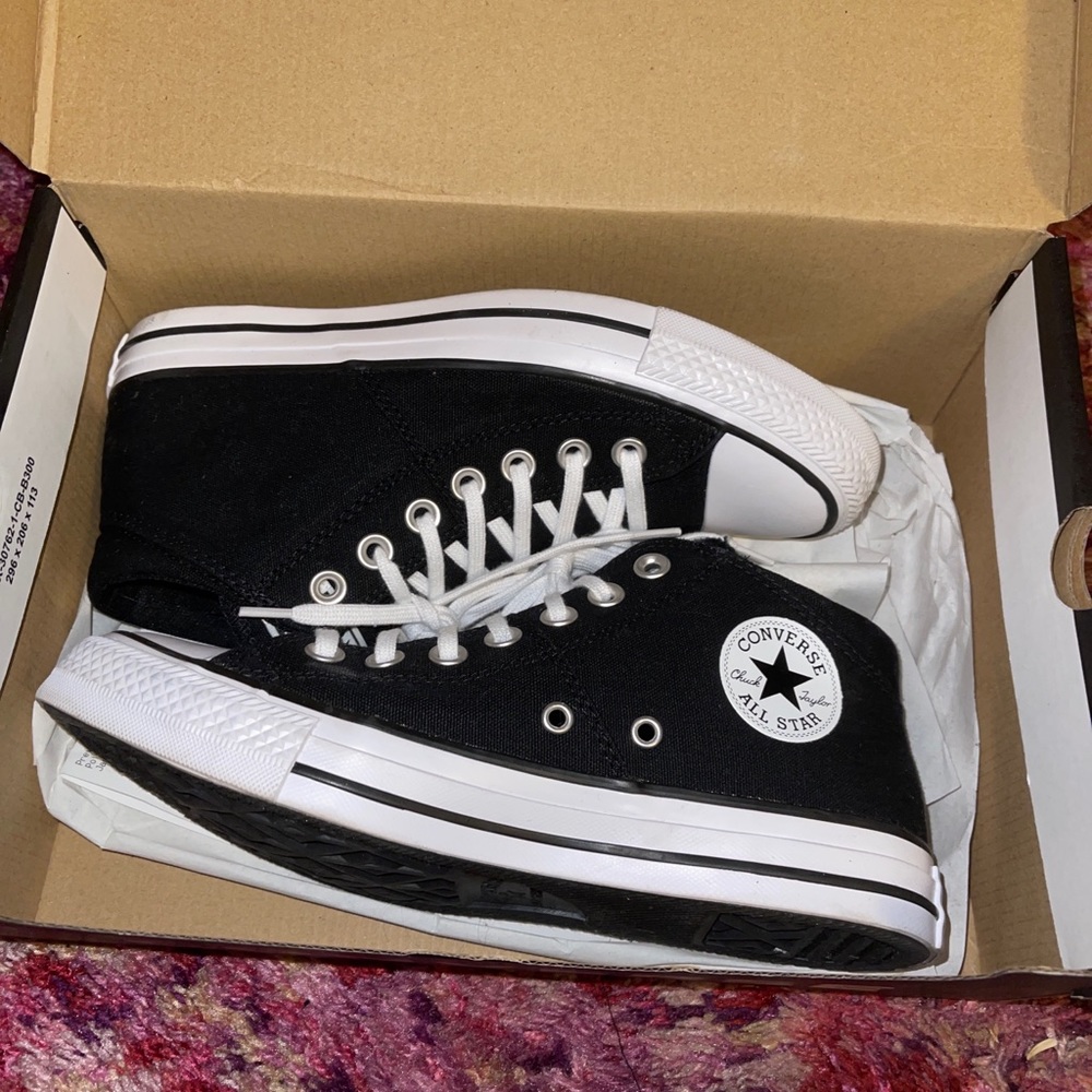Converse mids